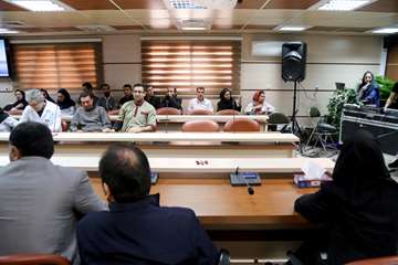 جشن پایان سال بیمارستان رفیده